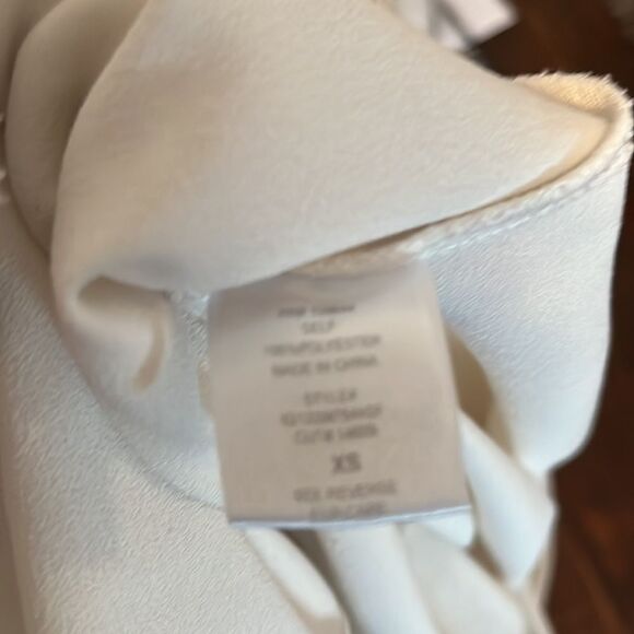 41 Hawthorn Off White Button Pockets Semi Sheer Top Feminine Contemporary - Picture 9 of 10